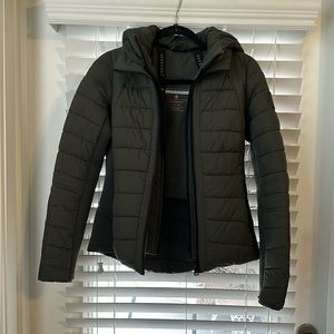 Women’s Bernardo hooded quilted puffer jacket